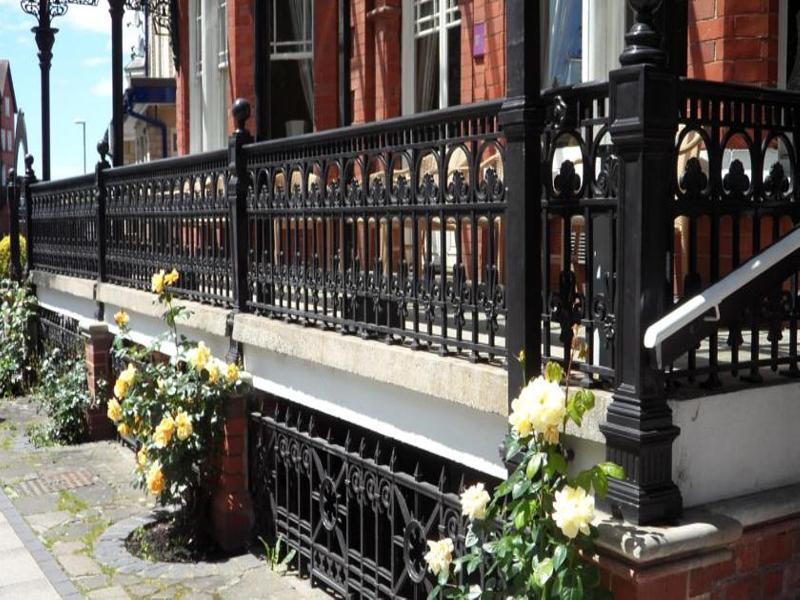Glen Usk Hotel 랜드린도드웰스 외부 사진