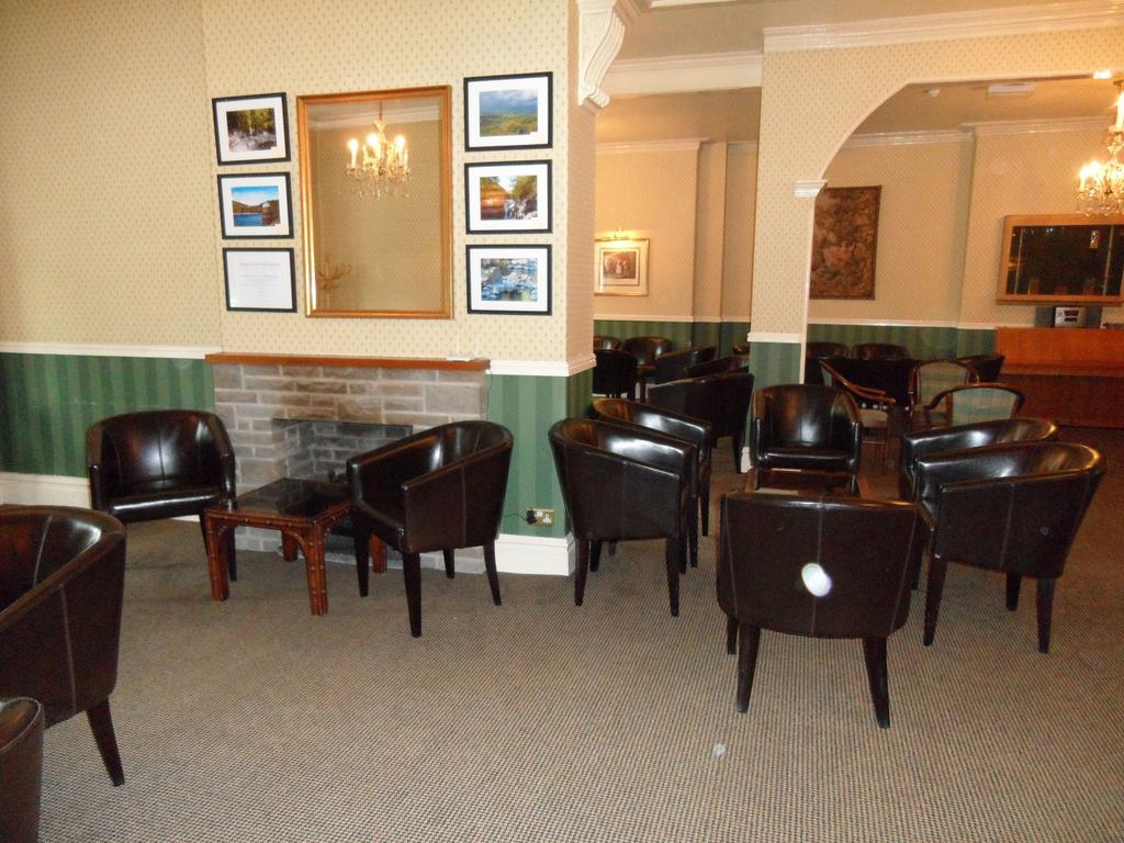 Glen Usk Hotel 랜드린도드웰스 외부 사진