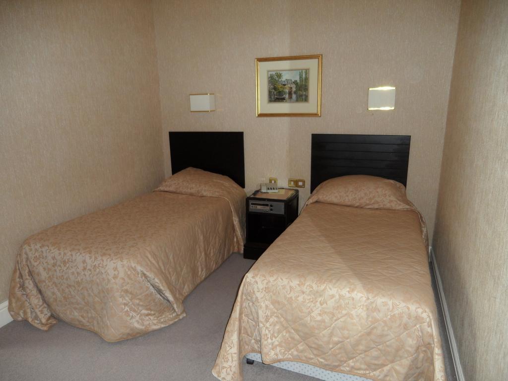 Glen Usk Hotel 랜드린도드웰스 외부 사진