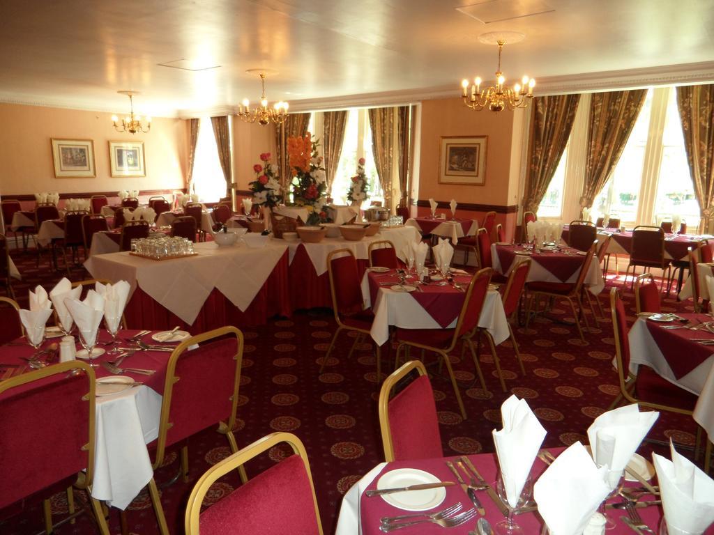 Glen Usk Hotel 랜드린도드웰스 외부 사진