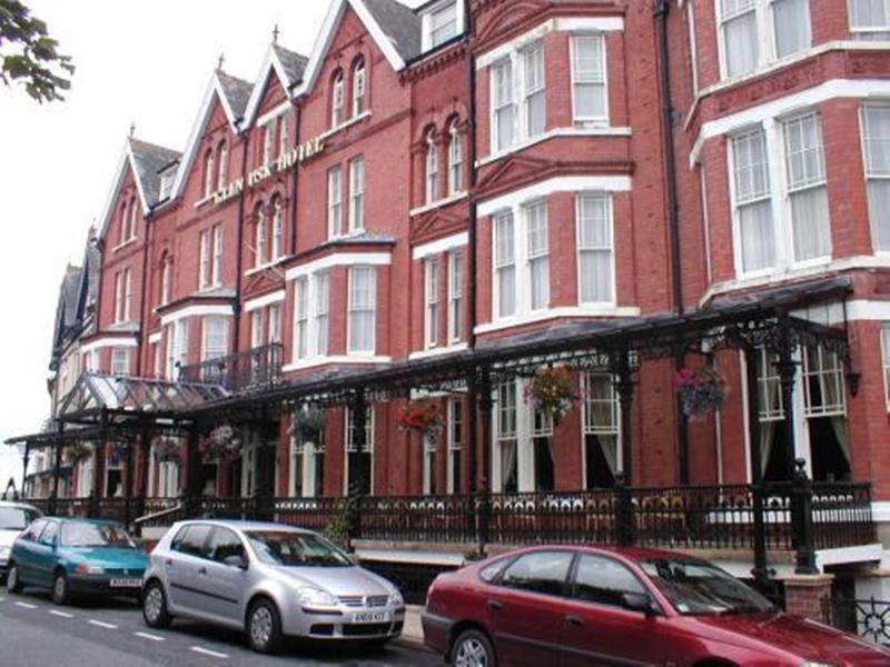 Glen Usk Hotel 랜드린도드웰스 외부 사진
